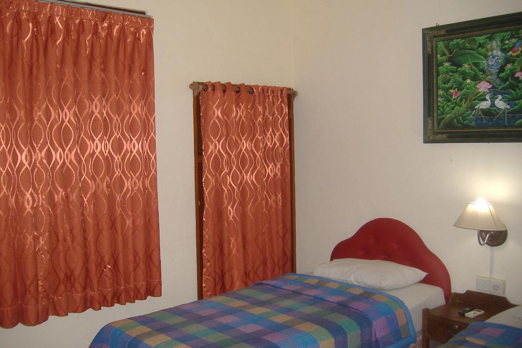 Mustika Inn Kuta Lombok Habitación foto