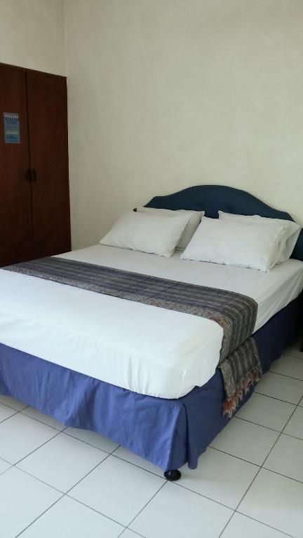 Mustika Inn Kuta Lombok Habitación foto